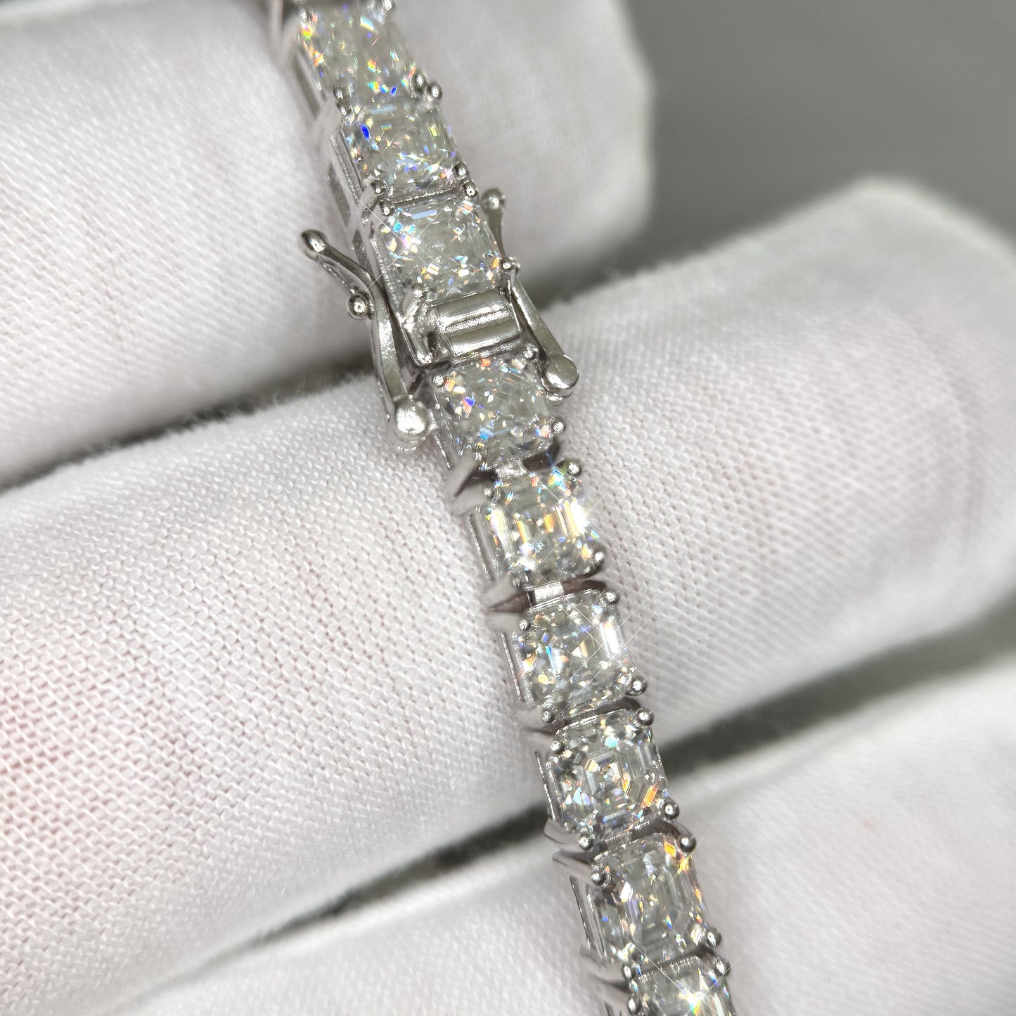 19 CTW Asscher Cut VVS1 Moissanite Tennis Bracelet