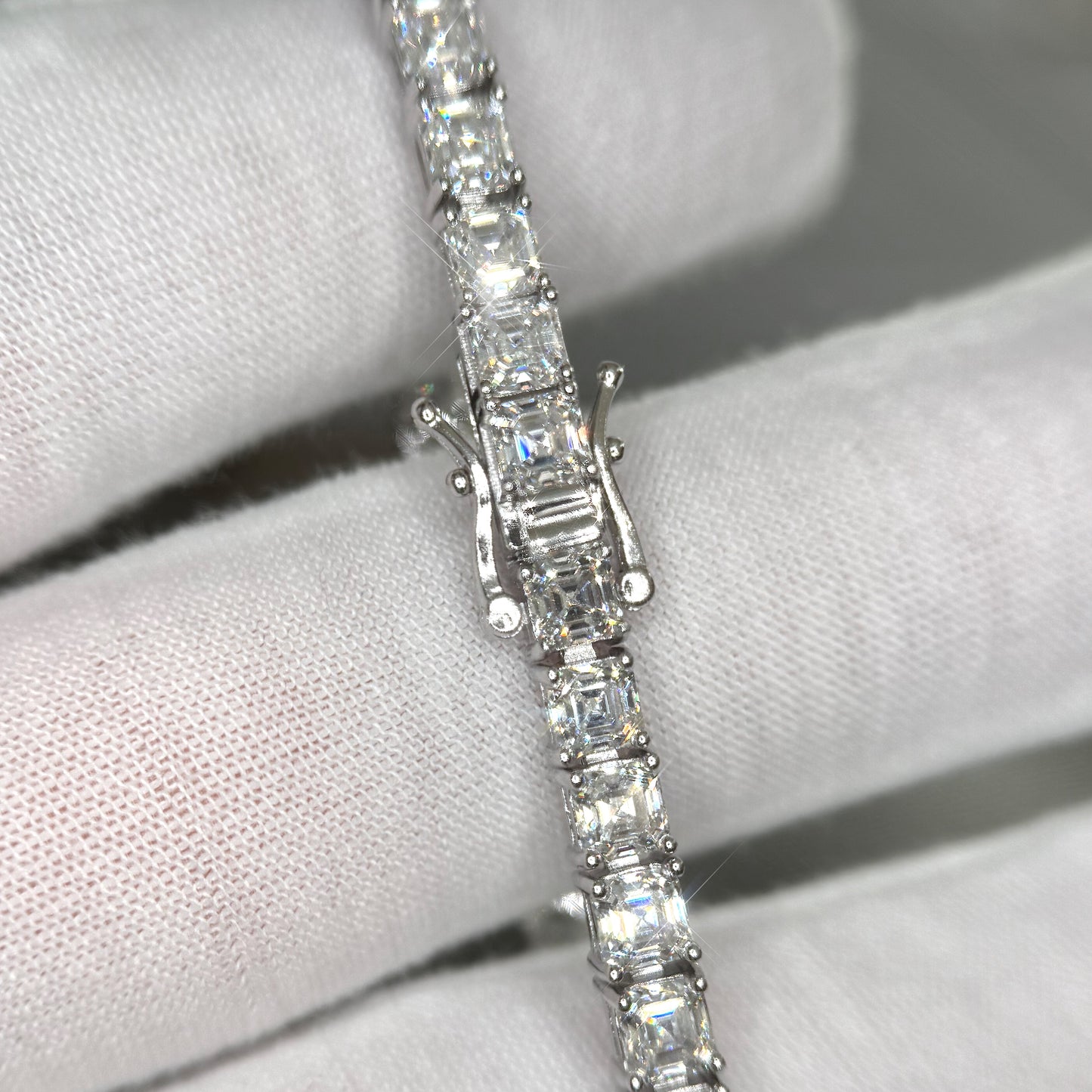 4MM Asscher Cut VVS1 Moissanite Tennis Bracelet