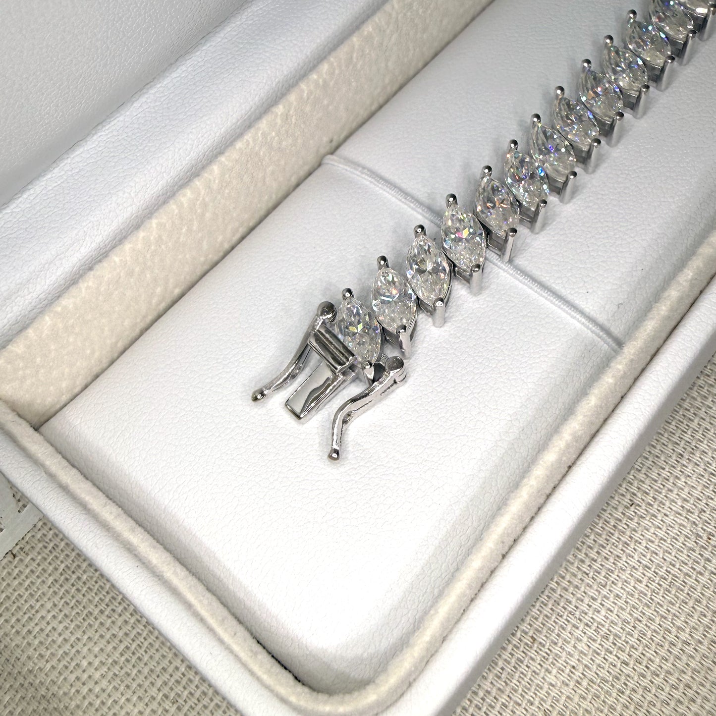 Clara 18.5 CTW Moissanite Marquise Cut Tennis Bracelet