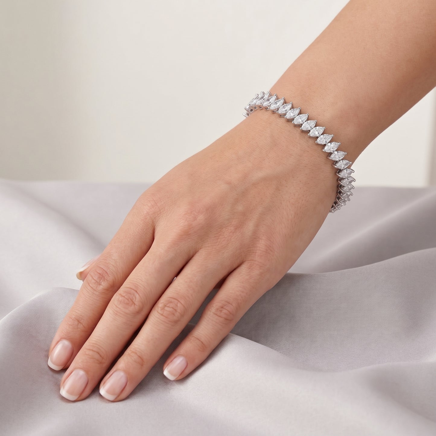 Clara 18.5 CTW Moissanite Marquise Cut Tennis Bracelet