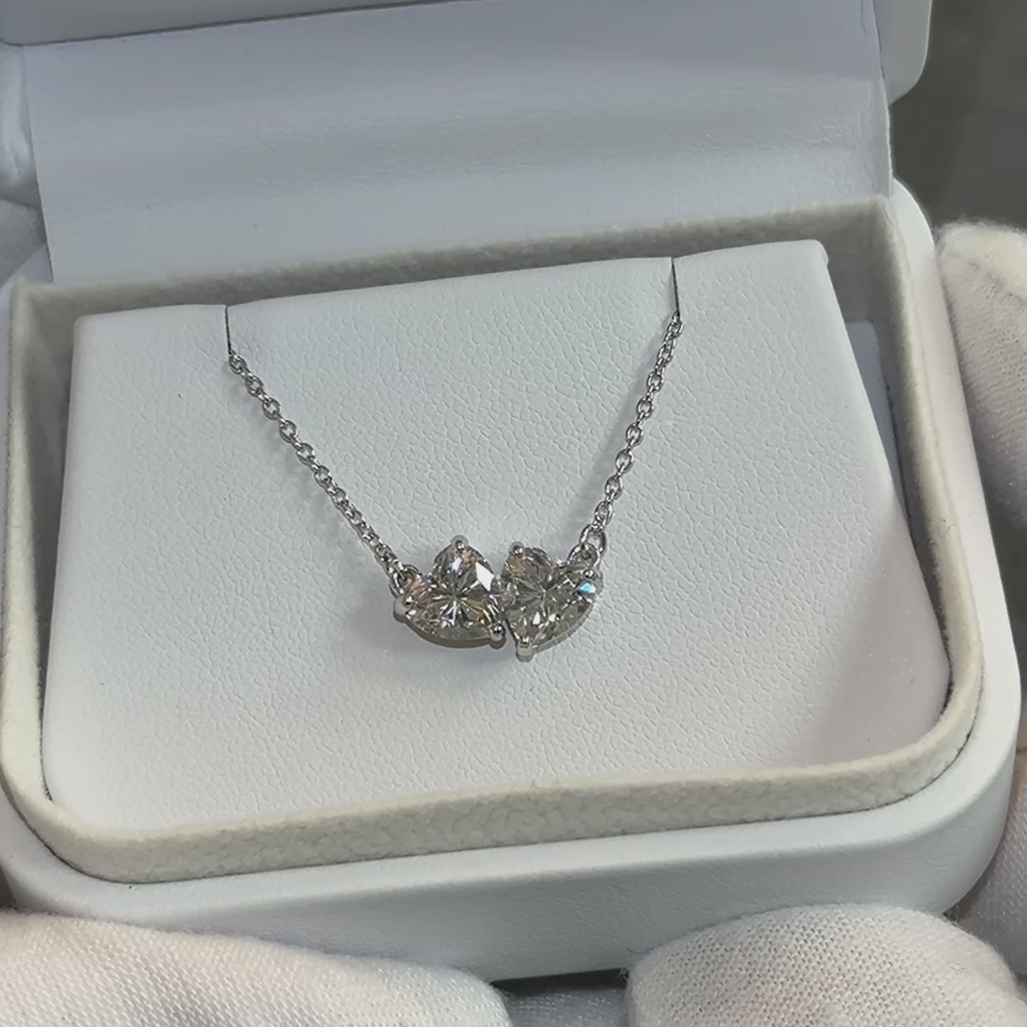 Load and play video in Gallery viewer, Omnia 2.00 CTW Two Hearts Moissanite Necklace
