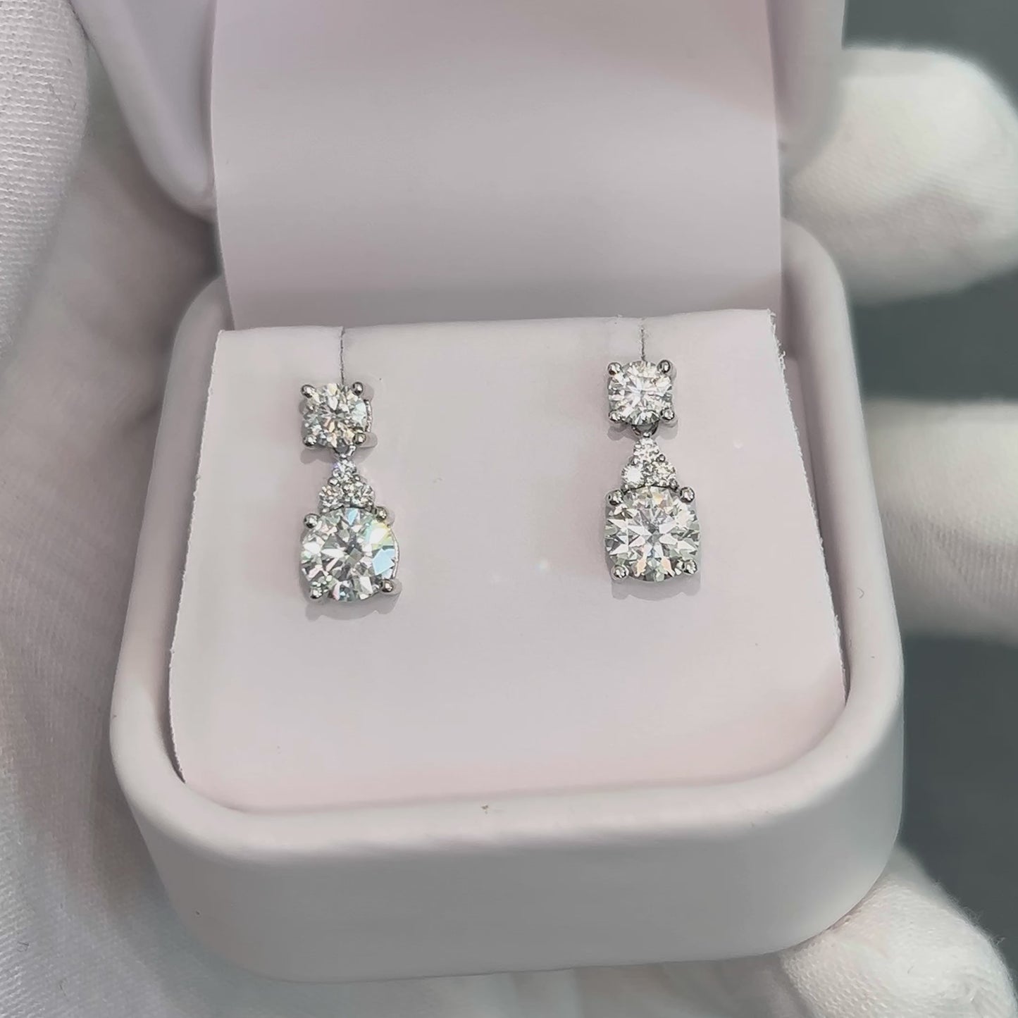 Load and play video in Gallery viewer, Allure 2.22 CTW Mini VVS Moissanite Drop Earrings
