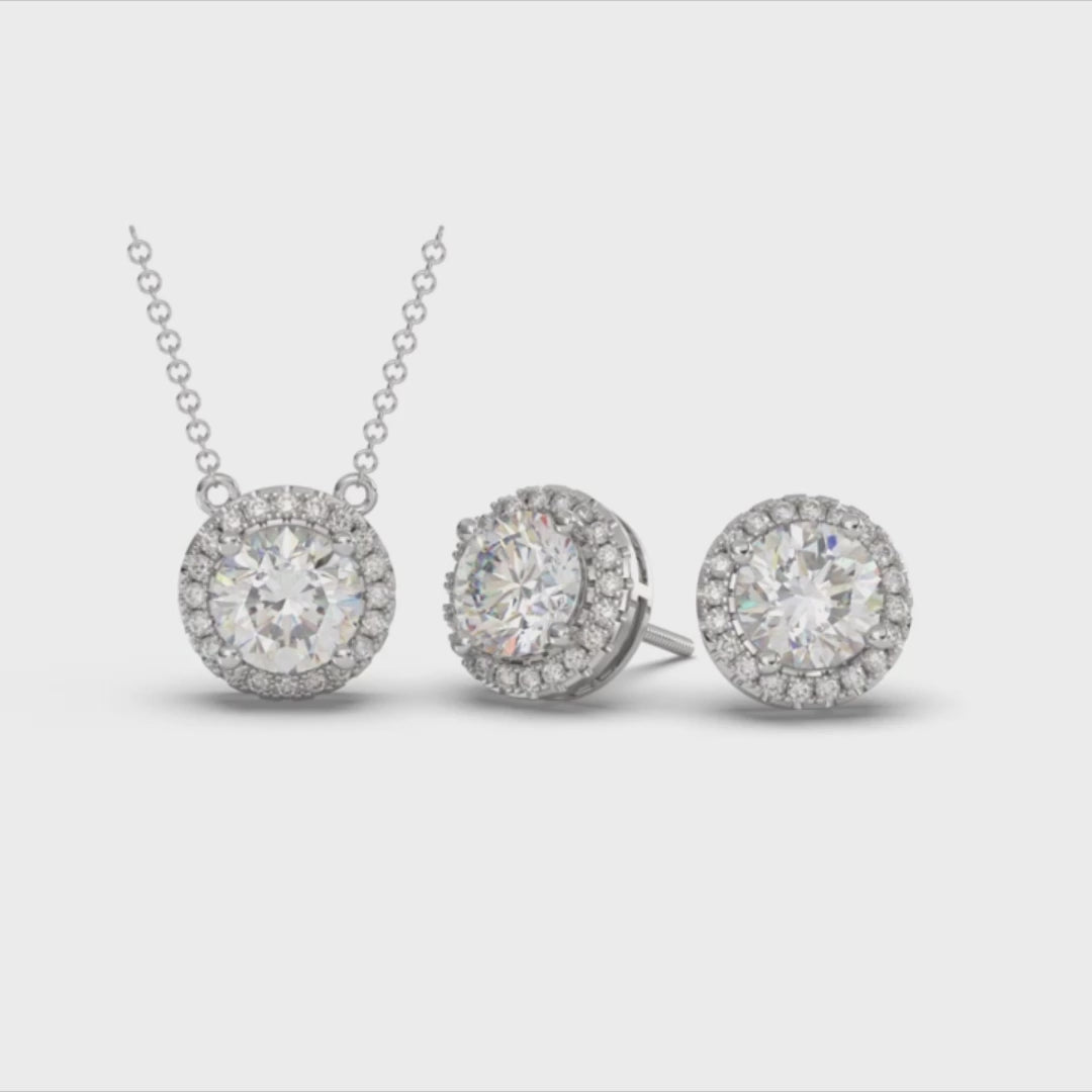 Load and play video in Gallery viewer, Feliz VVS1 Round Halo Moissanite 14K Gold Necklace
