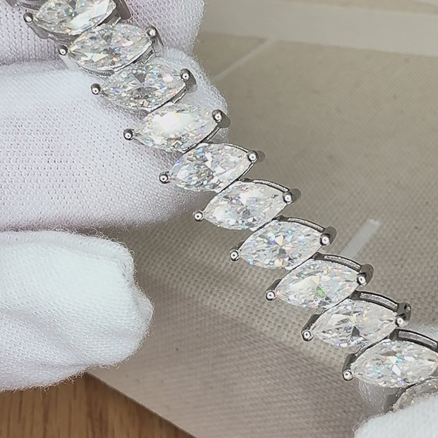 Load and play video in Gallery viewer, Clara 18.5 CTW Moissanite Marquise Cut Tennis Bracelet
